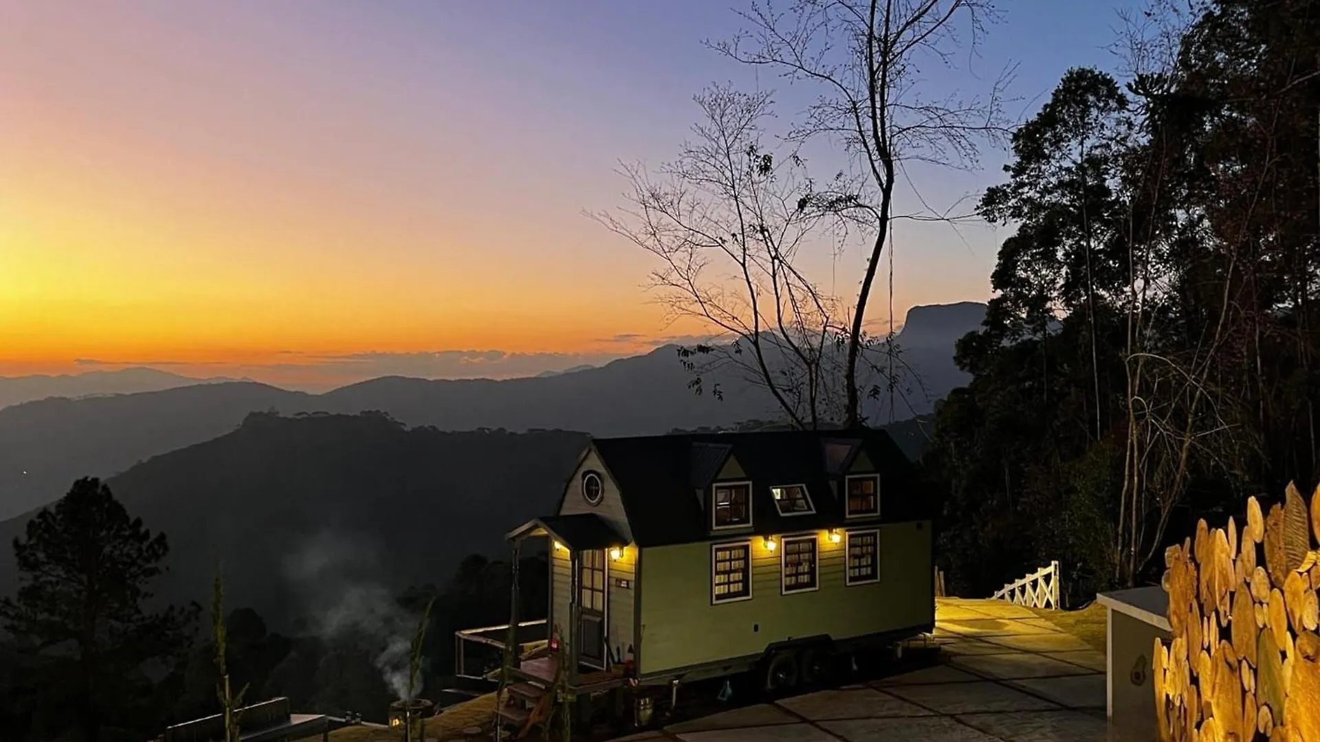 דירות Campos do Jordão Chale Europeu Com Vista Infinita E Cinema Em C. Do Jordao 0*,  ברזיל